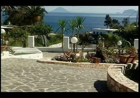 Vacanze Lory * Malfa (Salina)